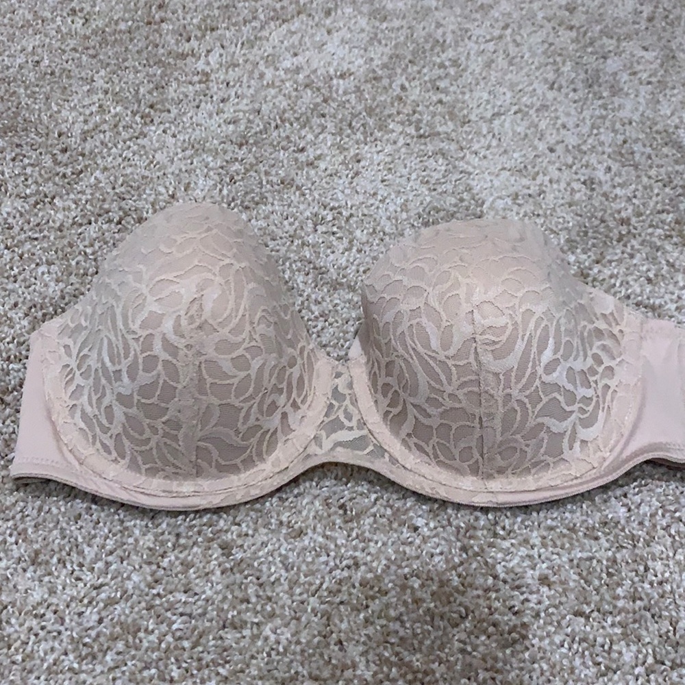 Maidenform beige lace strapless bra 38C NWT